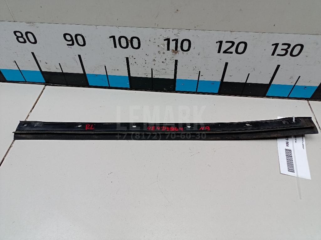Уплотнитель двери 6207330XKV08A Great Wall