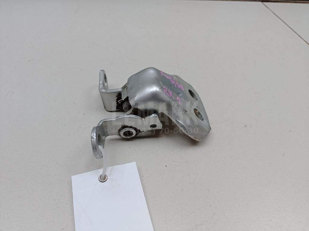 Петля двери задней правой верхняя для  Ford Fiesta 2001-2008