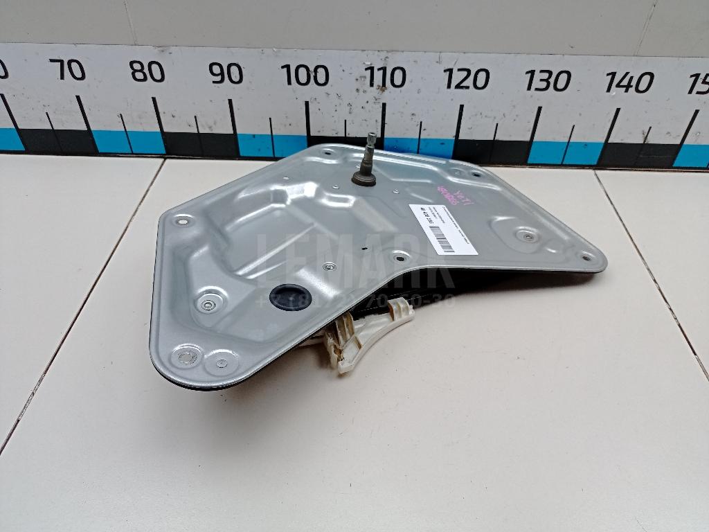 Стеклоподъемник механ. задний левый 5L0839401 VAG