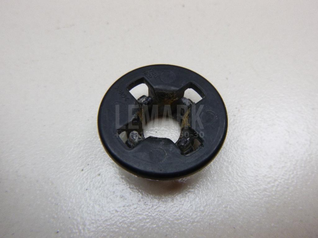 Защелка держателя капота 657738J000 Nissan
