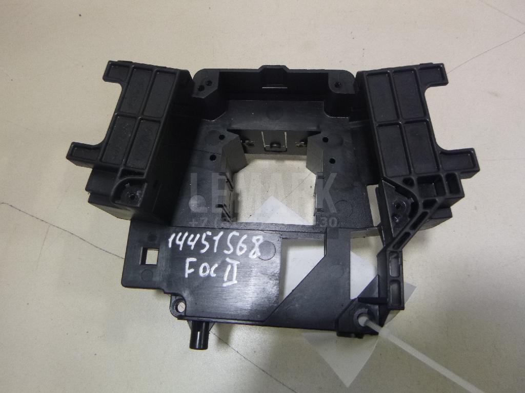 Кронштейн (сопут. товар) 3M5T6475AE Ford