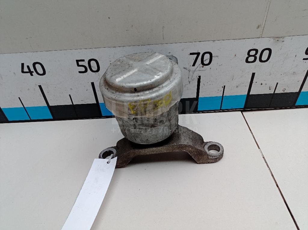 Опора двигателя правая 1723144 Ford