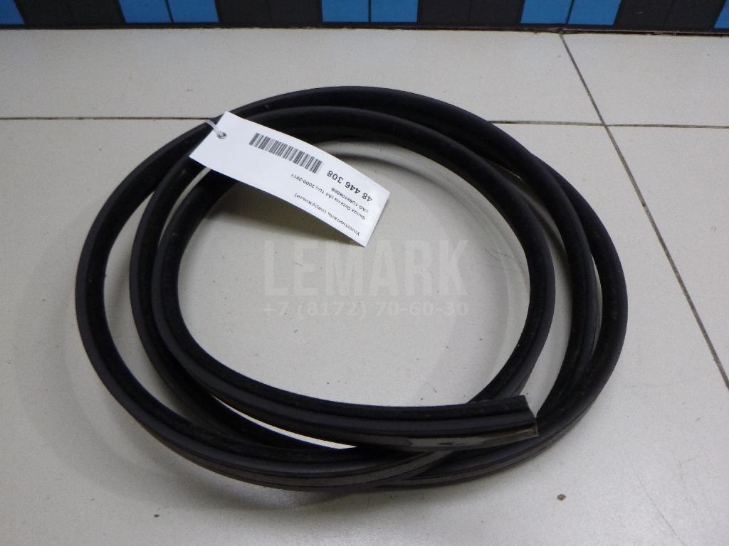 Уплотнитель (наружный) 1U6810958B VAG