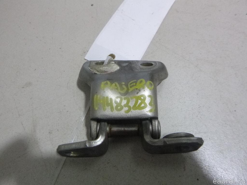 Петля двери