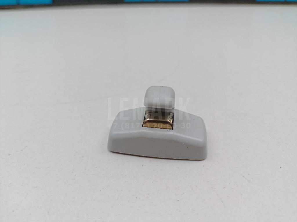 Крючок солнцезащитного козырька 1Z0857561AY20 VAG