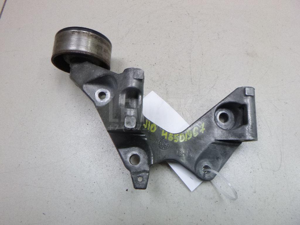 Кронштейн генератора 11710BB00A Nissan