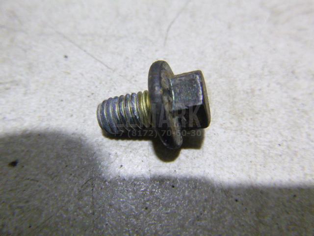 Болт 1012631 Ford
