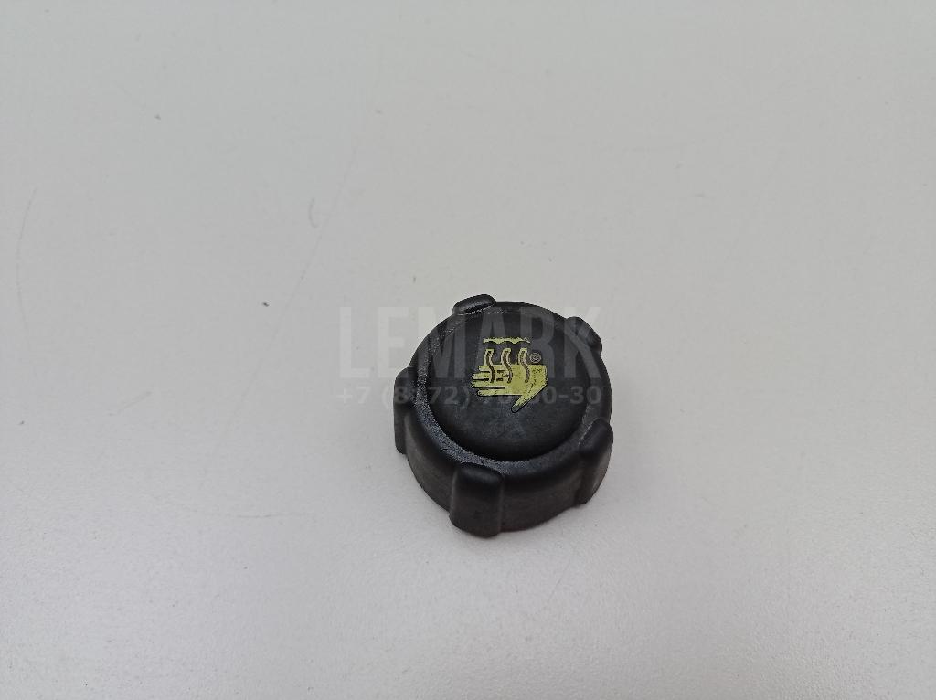 Крышка расширительного бачка 8200048024 Renault