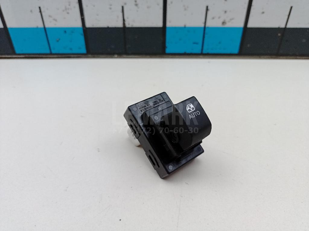 Кнопка стеклоподъемника 935751H100EQ Hyundai-Kia