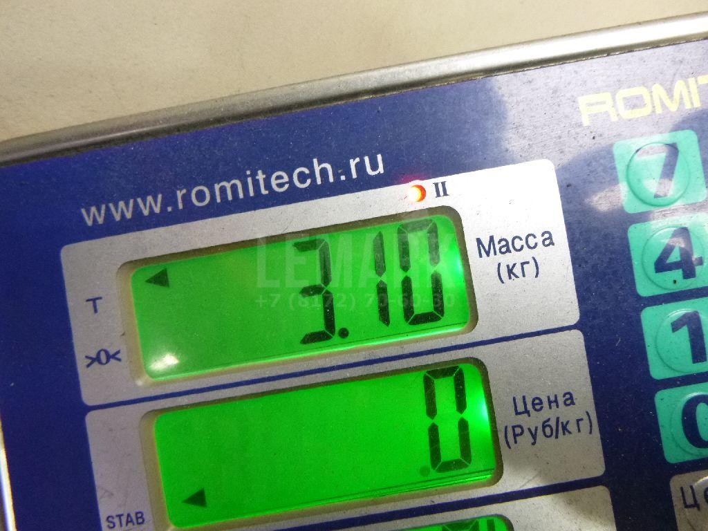 Обшивка двери багажника