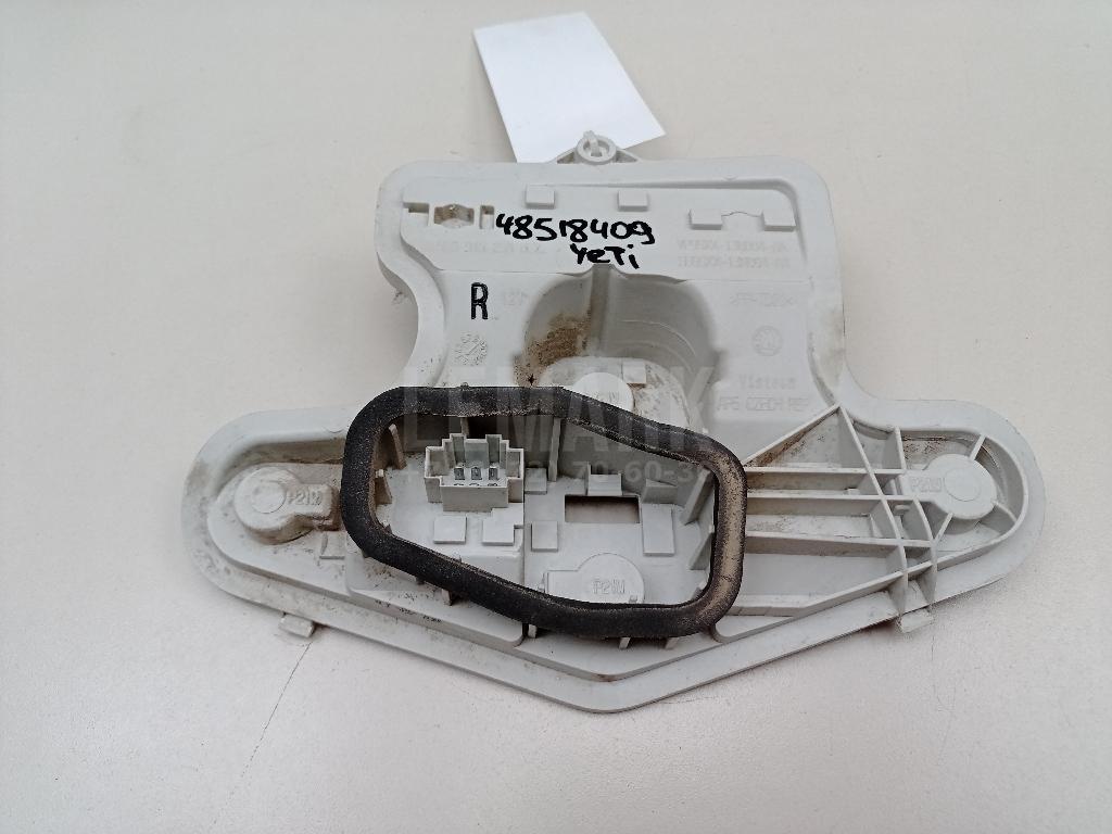Плата заднего фонаря правого 5L0945258 VAG