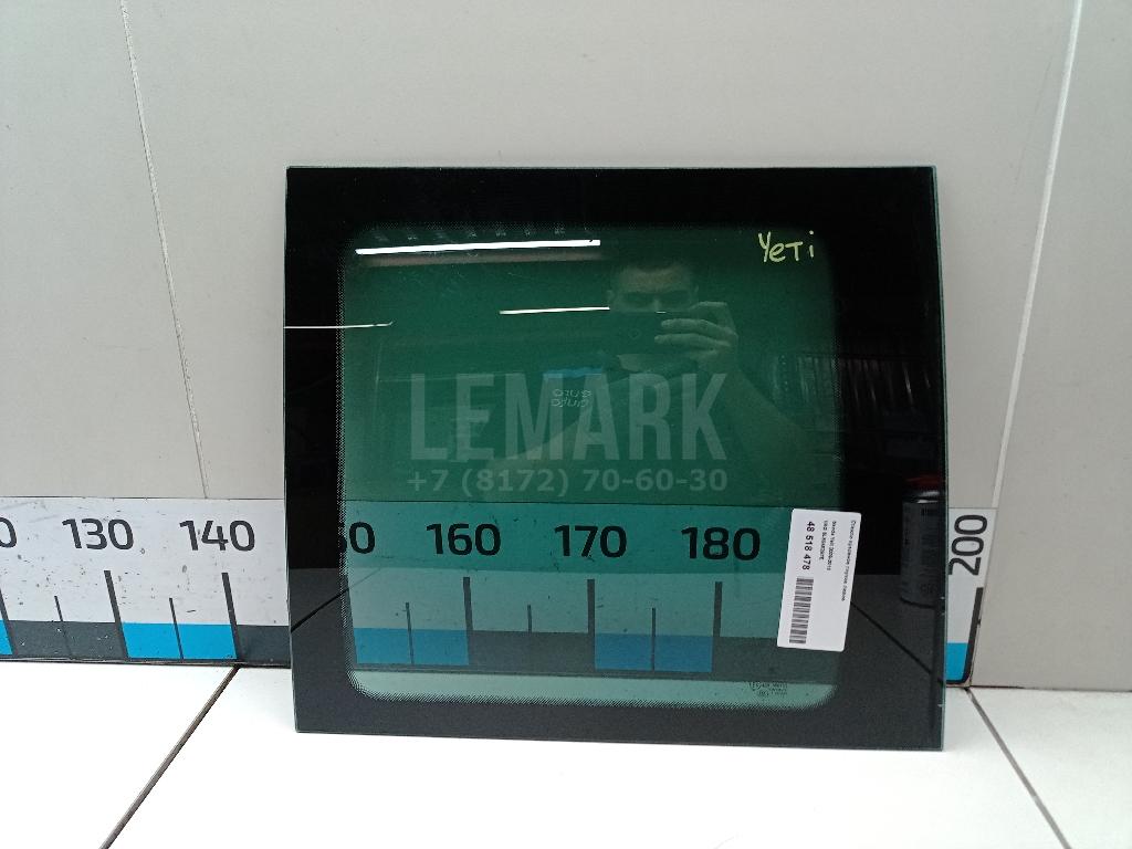 Стекло кузовное глухое левое 5L6845297E VAG