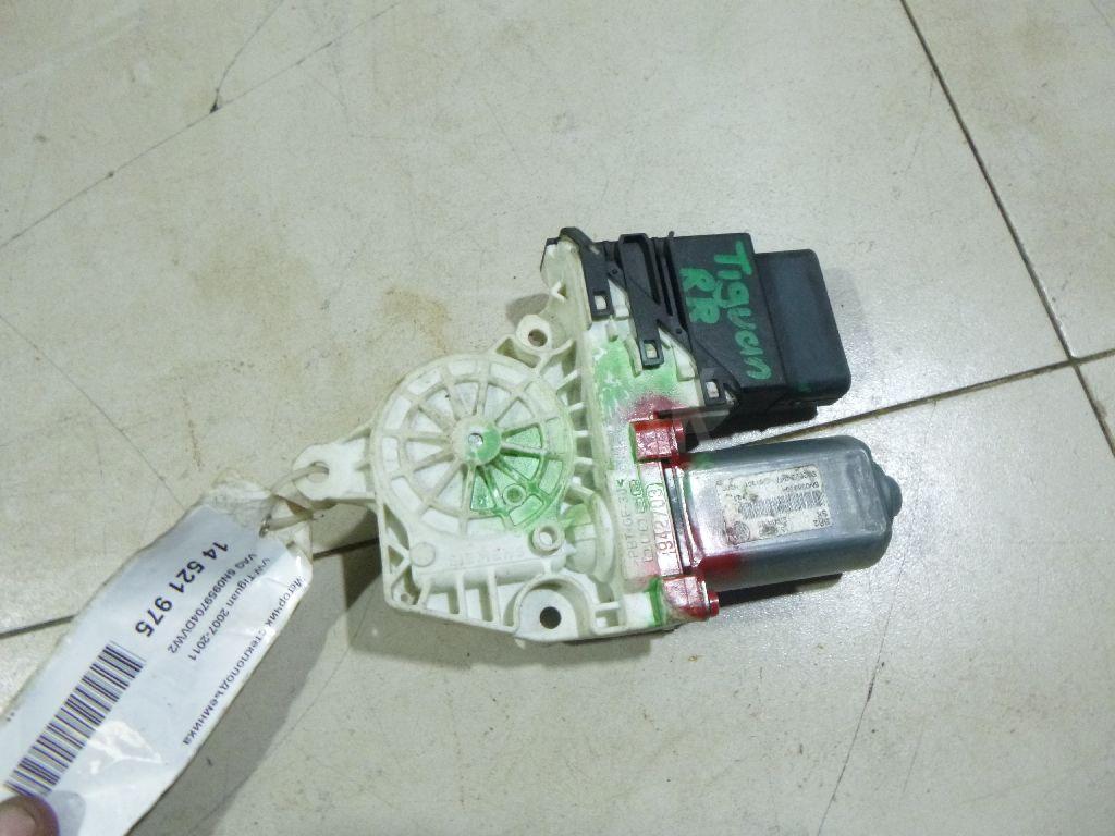 Моторчик стеклоподъемника 5N0959704DVW2 VAG