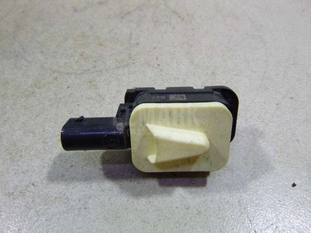 Датчик AIR BAG 7P0959354 VAG