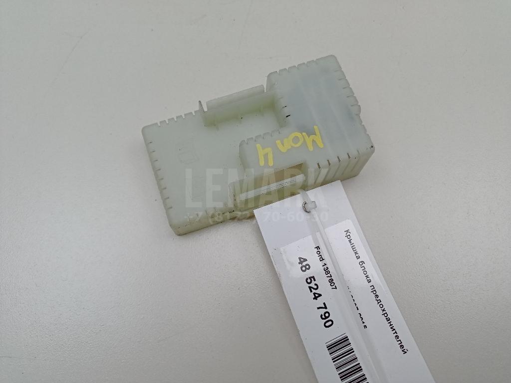 Крышка блока предохранителей 1387607 Ford