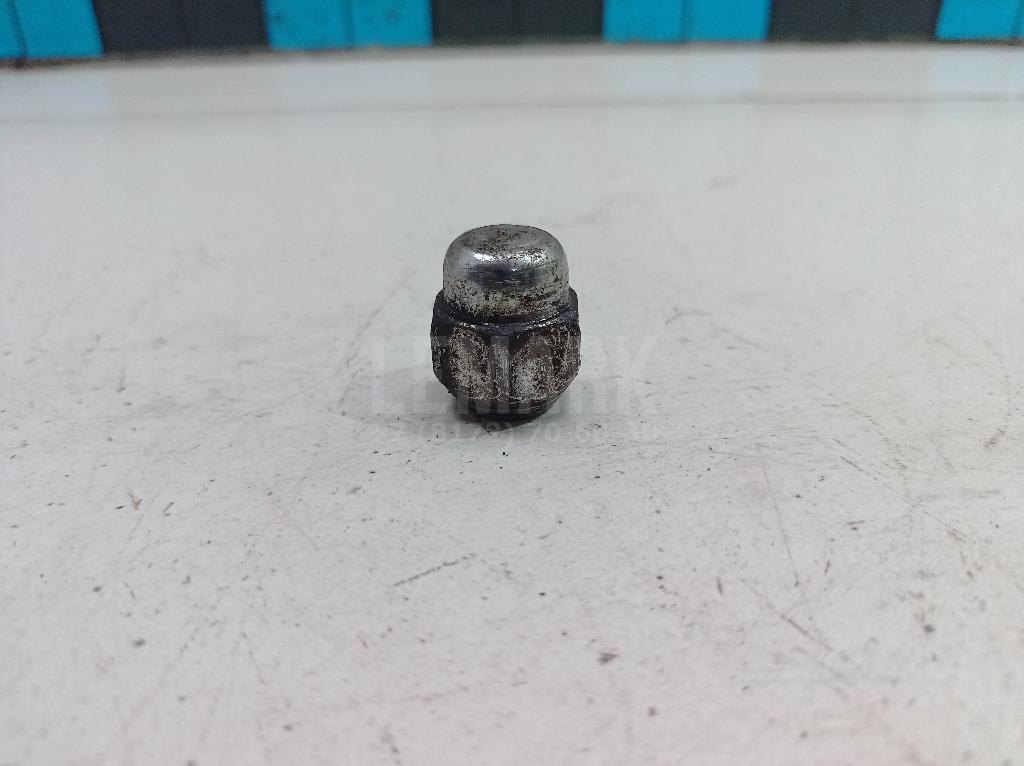 Гайка колеса 40224V5510 Nissan