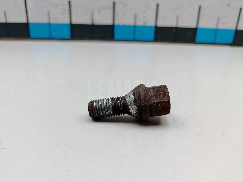 Болт колесный 1008504 GM