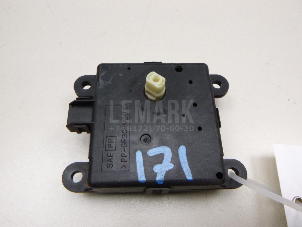 Моторчик заслонки отопителя 277328H300 Nissan