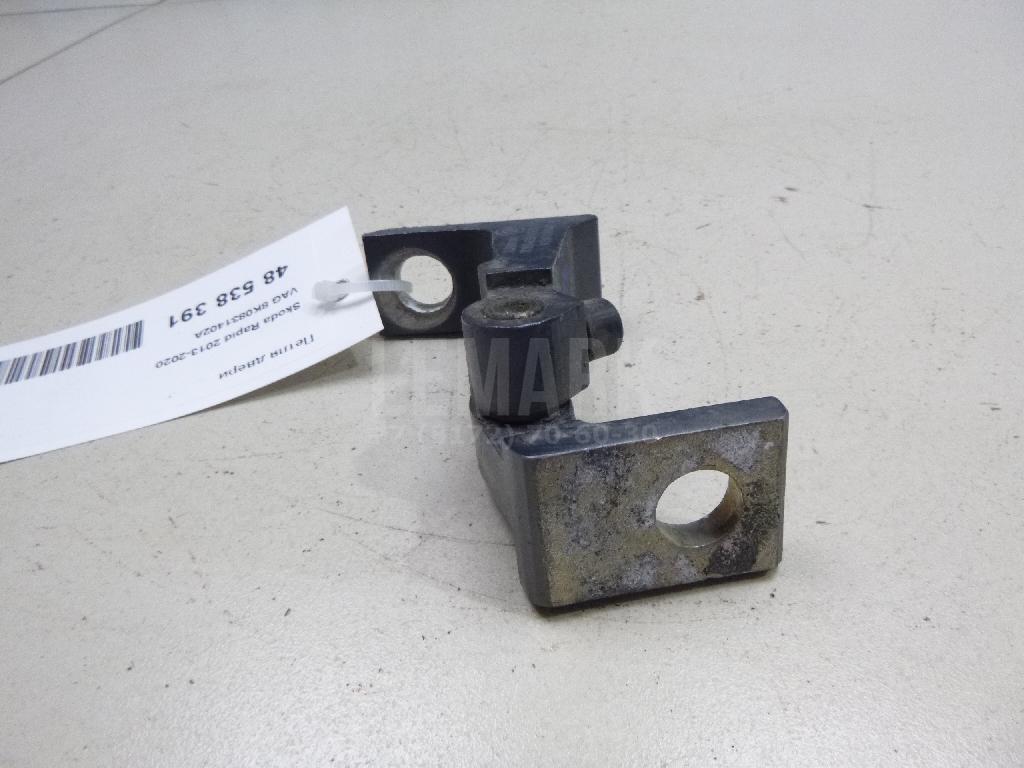 Петля двери для  BMW 5-serie E60/E61 2003-2009