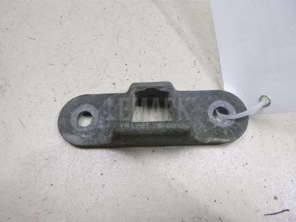 Ответная часть замка двери для  Ford Fiesta 2001-2008