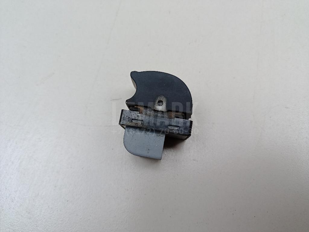 Кнопка стеклоподъемника для  Audi TT(8N) 1998-2006