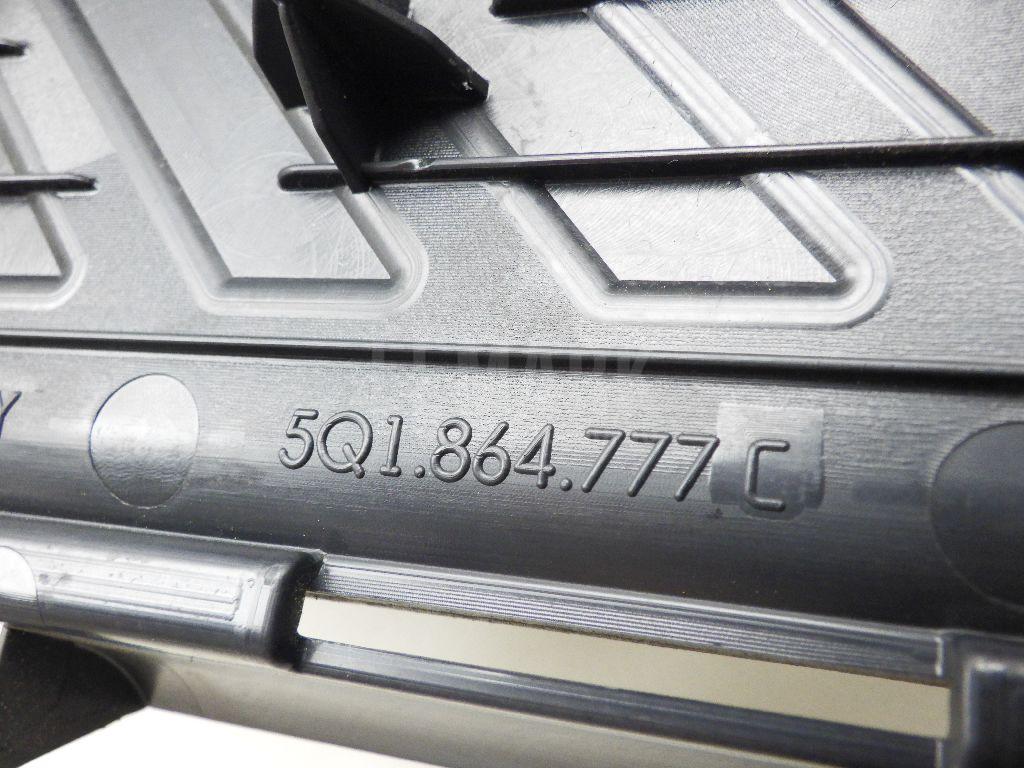 Накладка (кузов внутри) для  BMW X1 E84 2009-2015