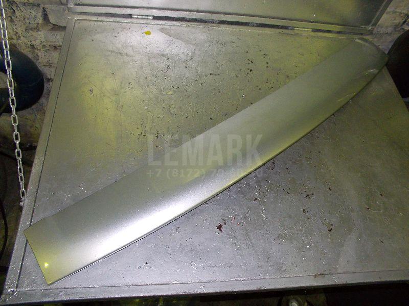 Спойлер (дефлектор) багажника 7L6827933C VAG