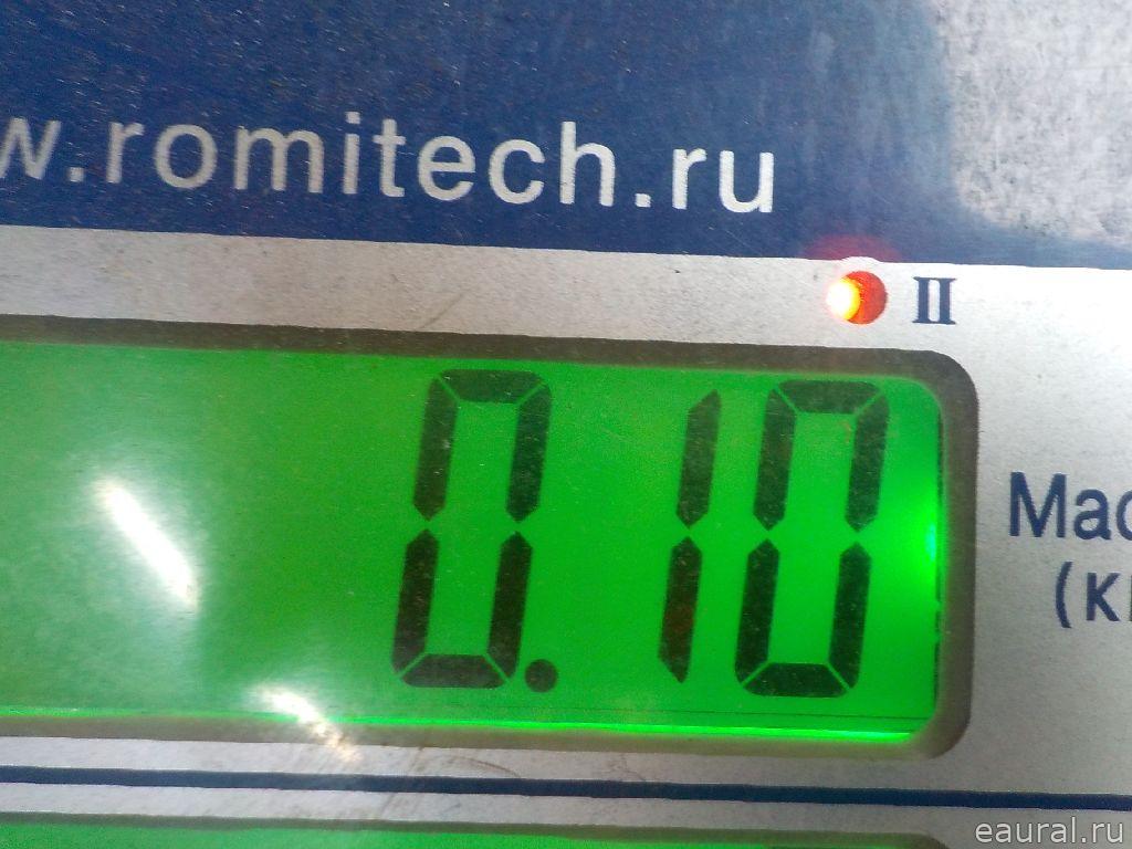 Держатель капота
