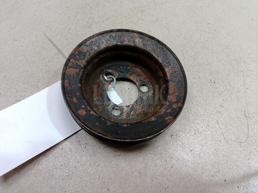Шкив водяного насоса (помпы)