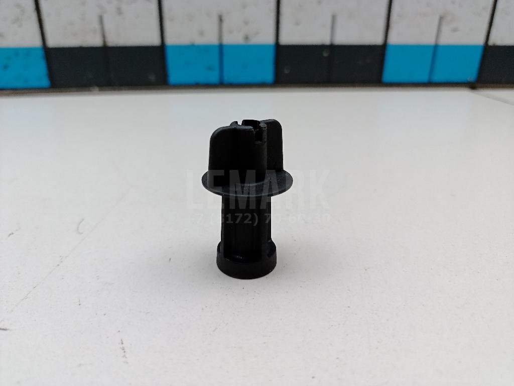 Крепеж 1128772 Ford