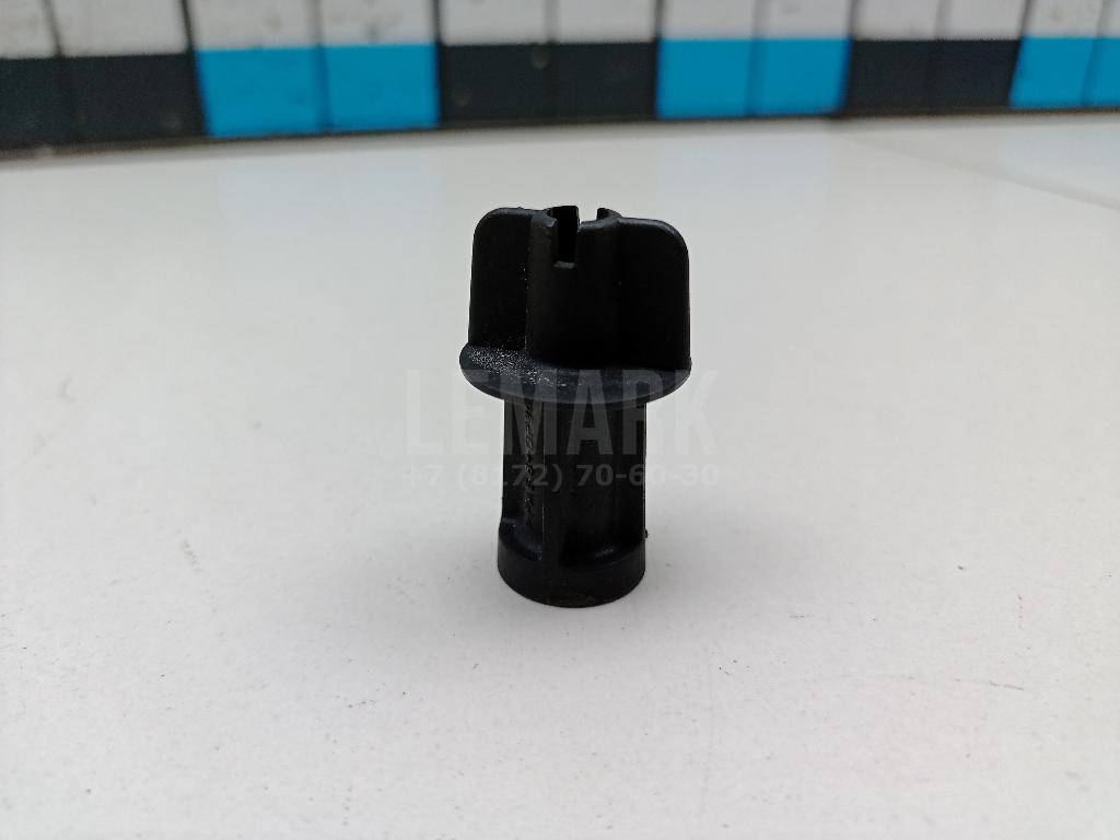 Крепеж 1128772 Ford