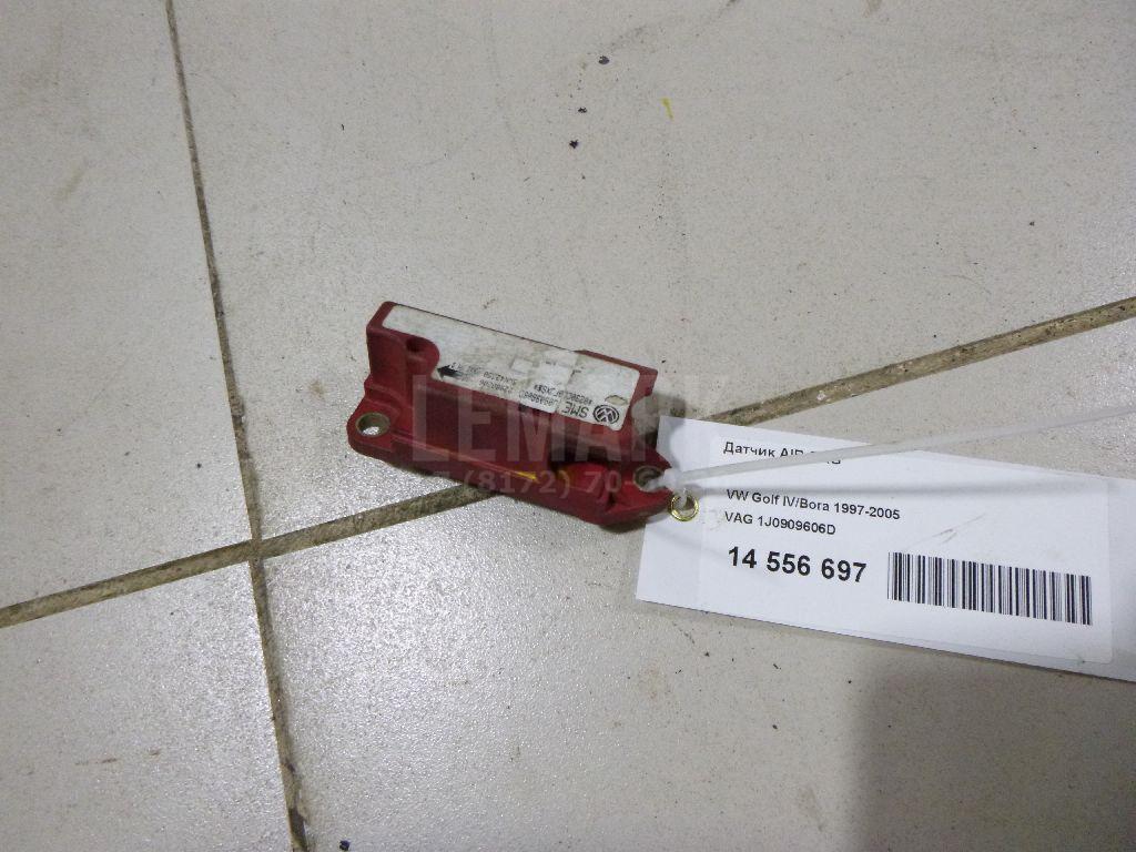 Датчик AIR BAG 1J0909606D VAG
