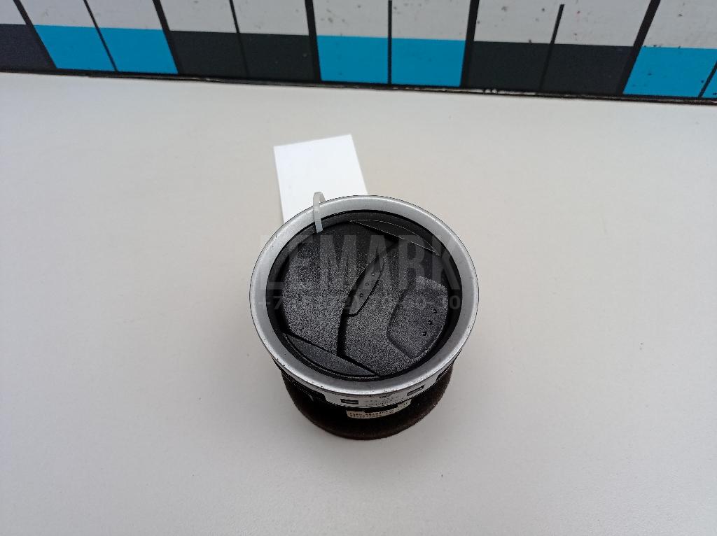 Дефлектор воздушный 5565042040B1 Toyota