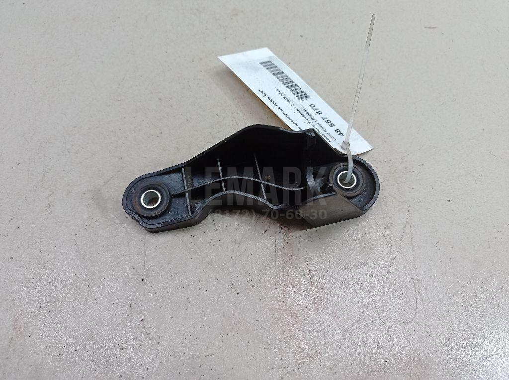 Кронштейн крепления троса КПП LR006378 Land Rover