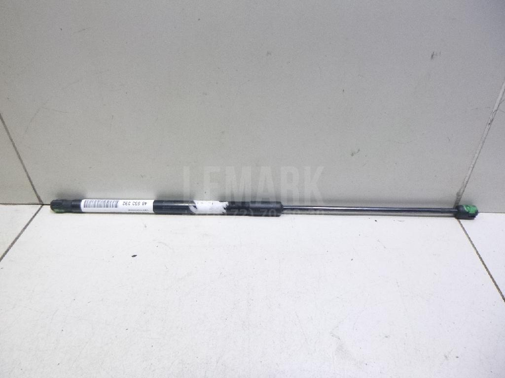 Амортизатор двери багажника 1Z5827550B VAG