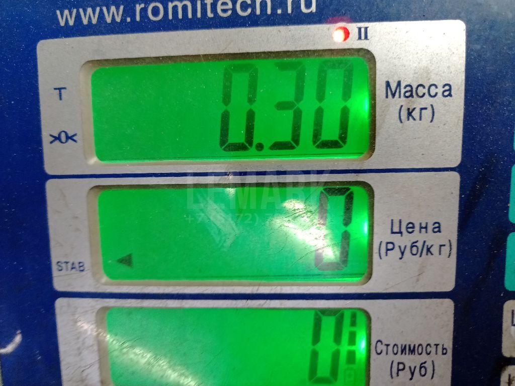 Уплотнитель капота