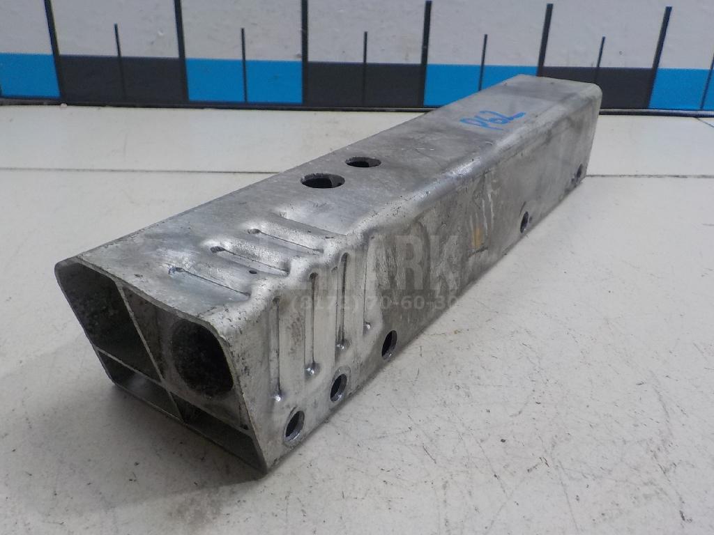 Кронштейн усилителя заднего бампера правый для  Audi A4 [B6] 2000-2004