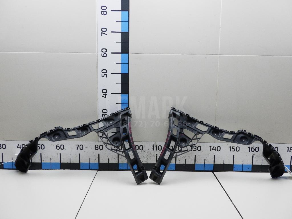 Кронштейн заднего бампера 6RU898393 VAG