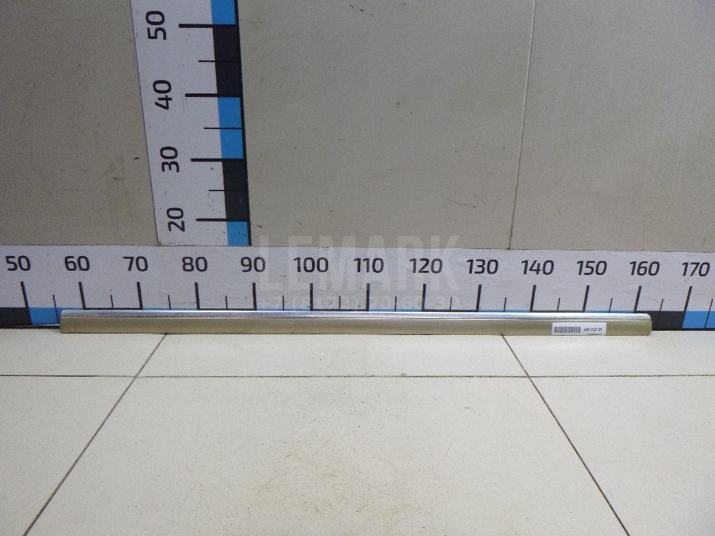Молдинг передней правой двери 3B0853516C VAG