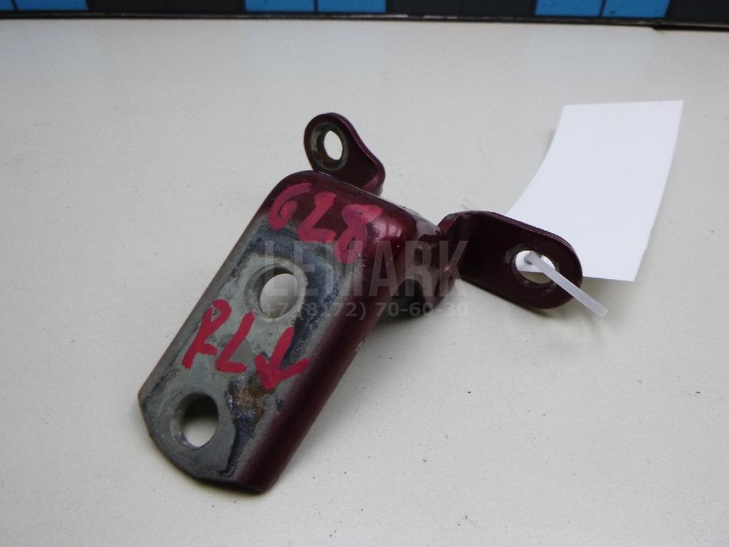 Петля двери задней левой нижняя 6878002060 Toyota