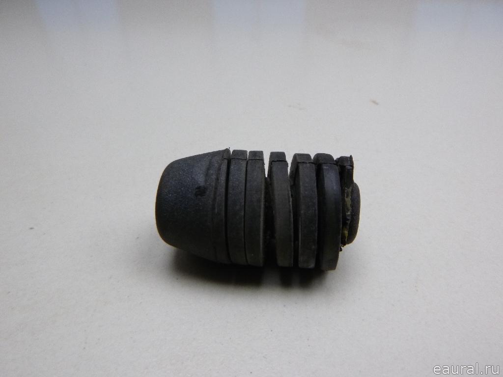 Отбойник капота