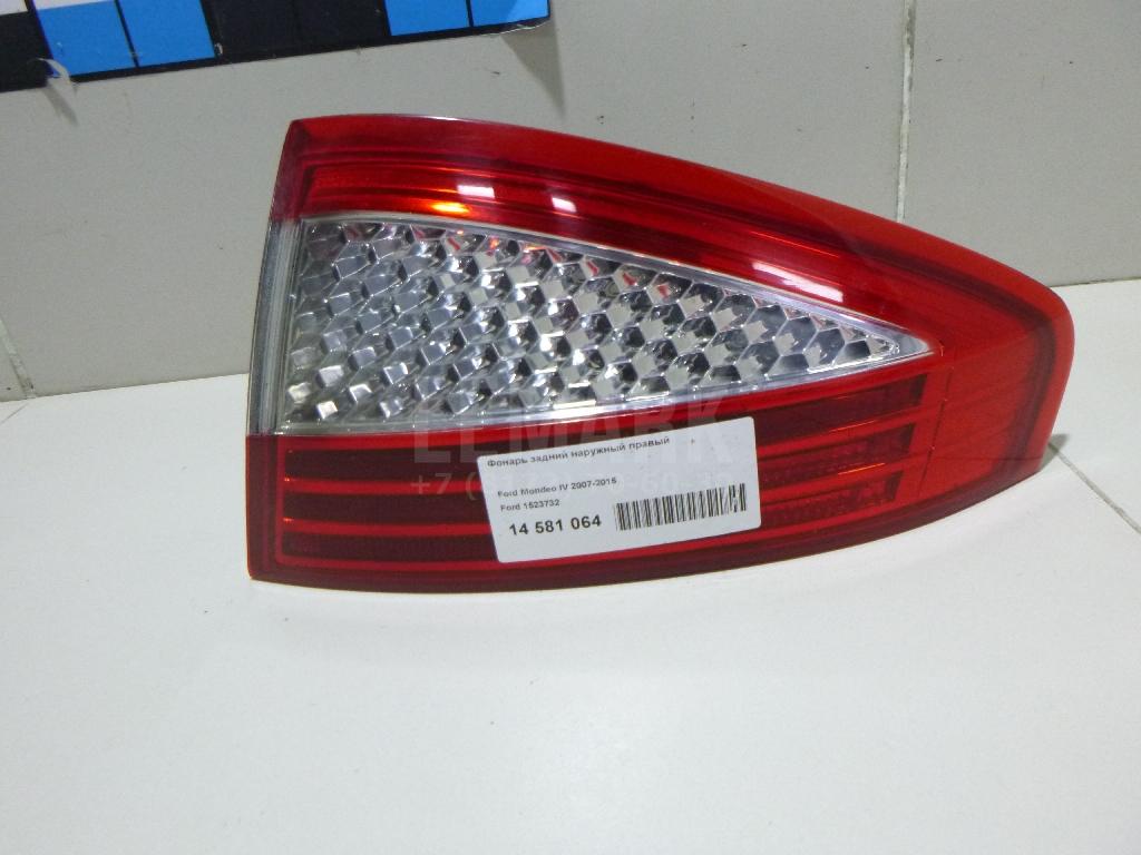Фонарь задний наружный правый 1523732 Ford
