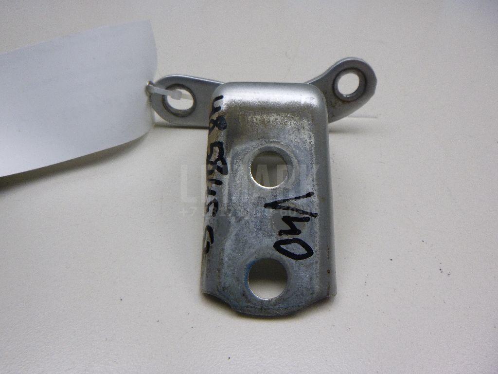 Петля двери задней правой нижняя 6877052030 Toyota
