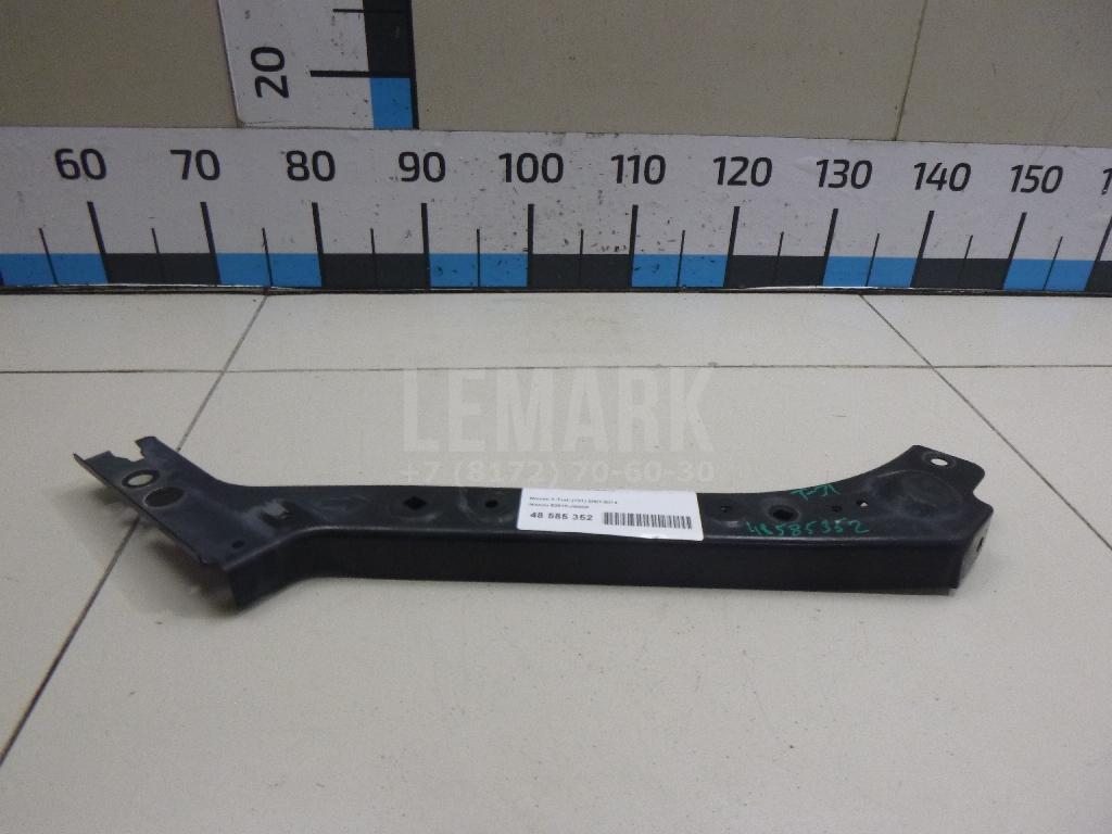 Элемент передней панели 62512JG00A Nissan