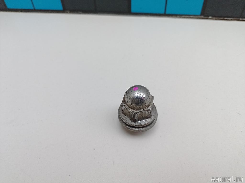 Гайка колеса