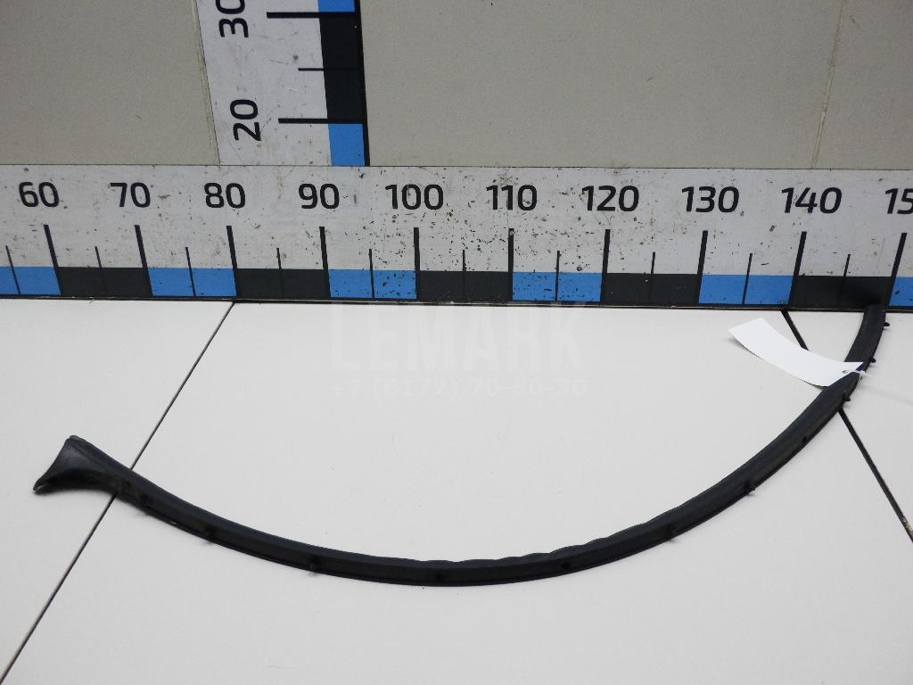Уплотнитель двери 5G4837652B VAG