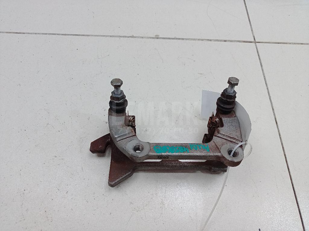 Скоба суппорта заднего правого для  BMW 3-serie E90/E91 2005-2012
