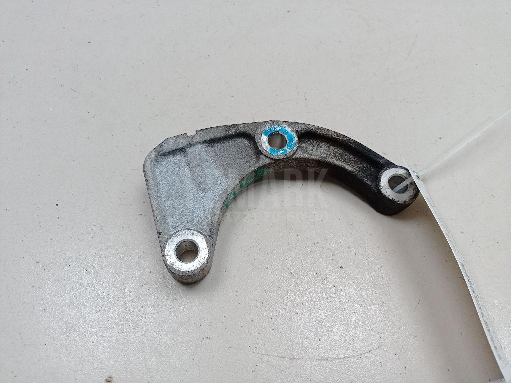 Кронштейн редуктора для  Fiat Cinquecento 1991-1998