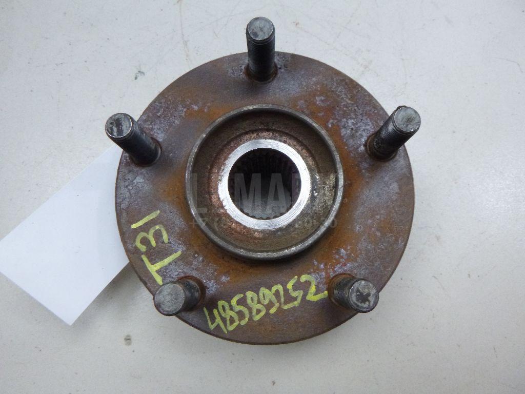Ступица передняя 402023US0A Nissan
