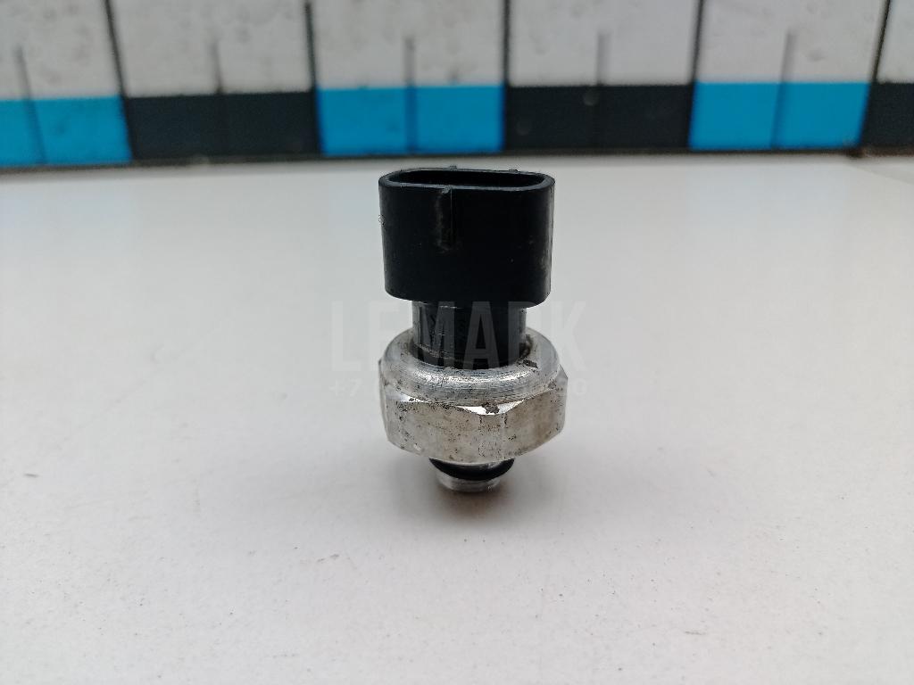 Датчик кондиционера 8871933020 Toyota